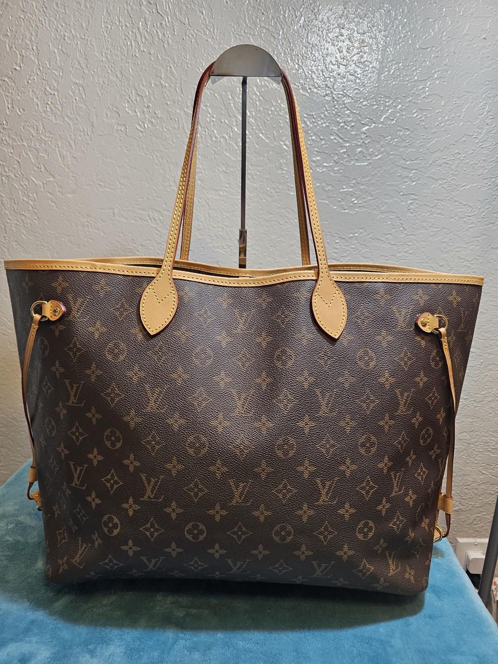 #47824- Neverfull GM tote bag